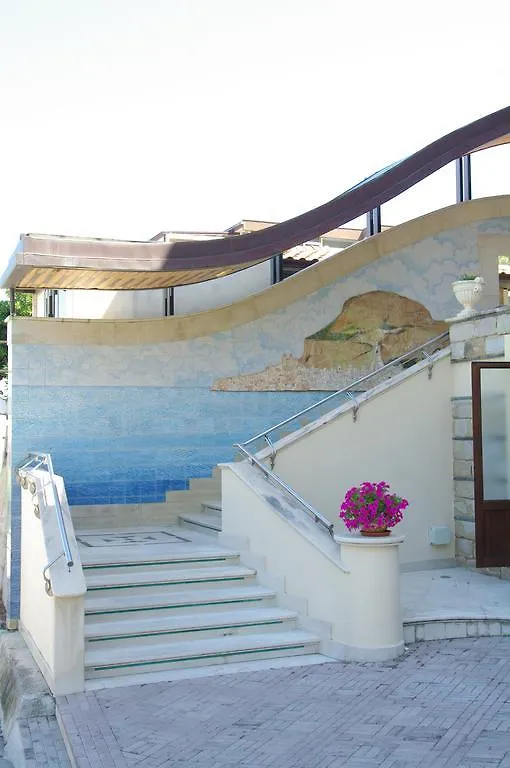 Hotel Villa Belvedere Cefalù 3*,