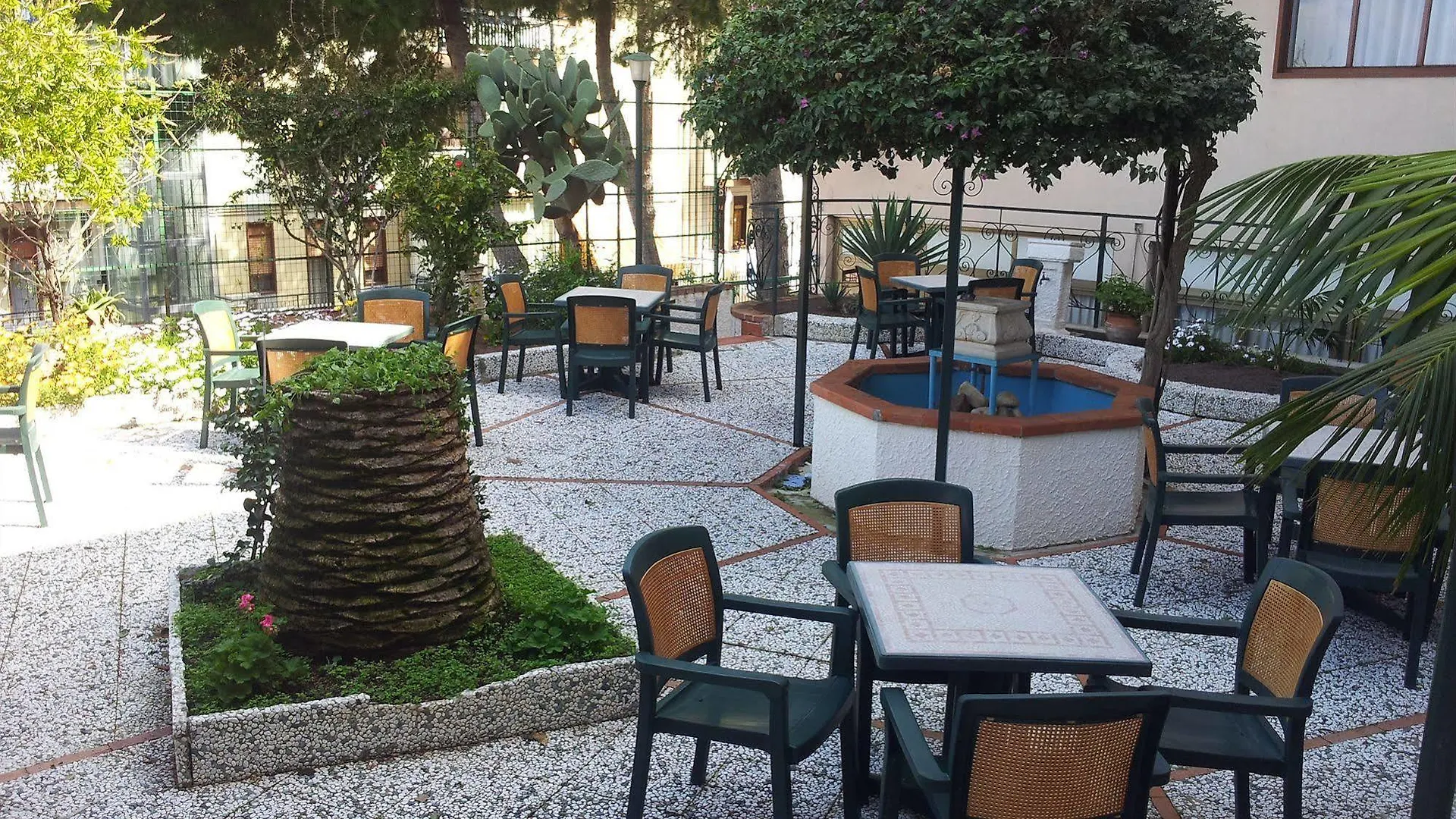 Hotel Villa Belvedere Cefalù 3*,  Italien