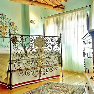 Il Borgo Dell'arcangelo Italie