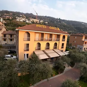 https://hotel-garden-torri-del-benaco.hotelinveneto.com