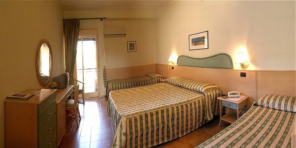 Hotel Villa Belvedere Cefalù 3*,  Itálie