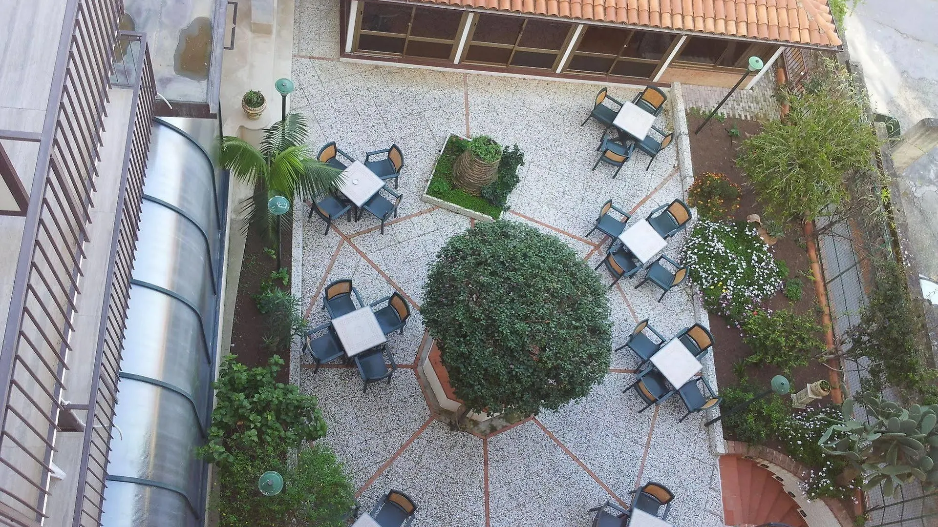Hotel Villa Belvedere 체팔루